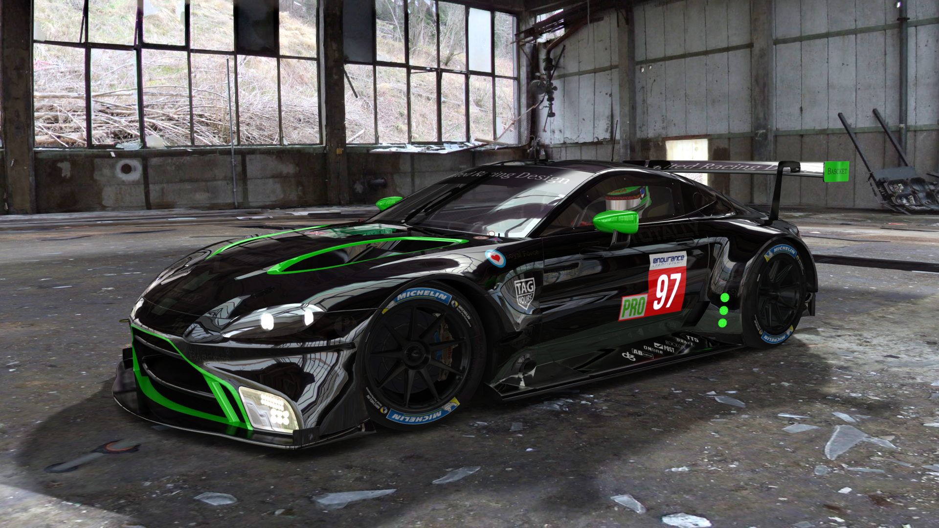 校园足球指导教师专业性参差不齐,校园足球师资力量薄弱